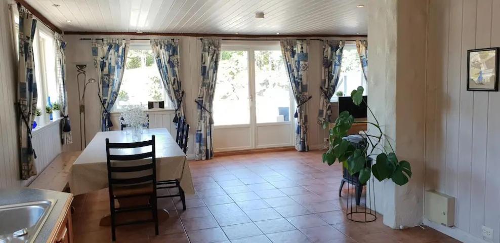 Flekkeroy Sjoboder 4 Soverom 8 Senger Kjere Buitenkant foto