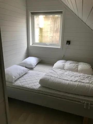 Flekkeroy Sjoboder 4 Soverom 8 Senger Kjere Buitenkant foto